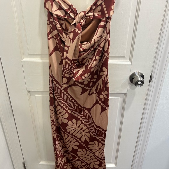 Strapless Satin tropical dress - Picture 5 of 5